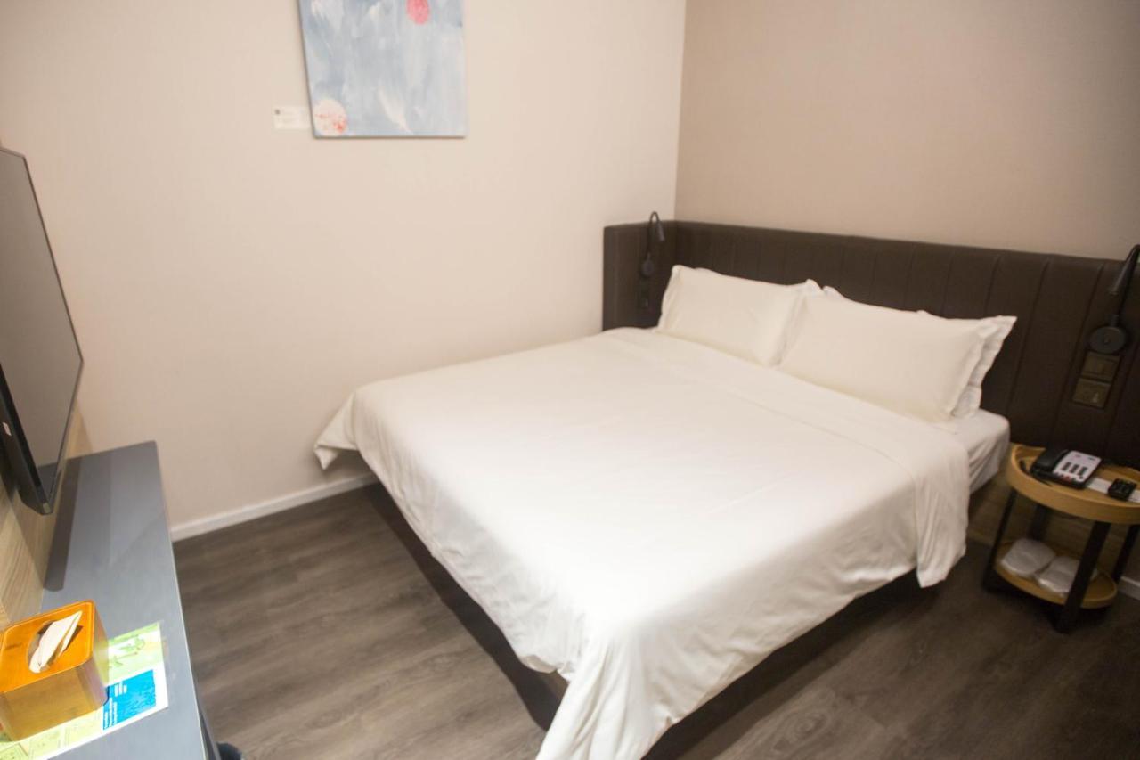 Hanting Premium Hotel Shanghai Plaza 66 Екстер'єр фото