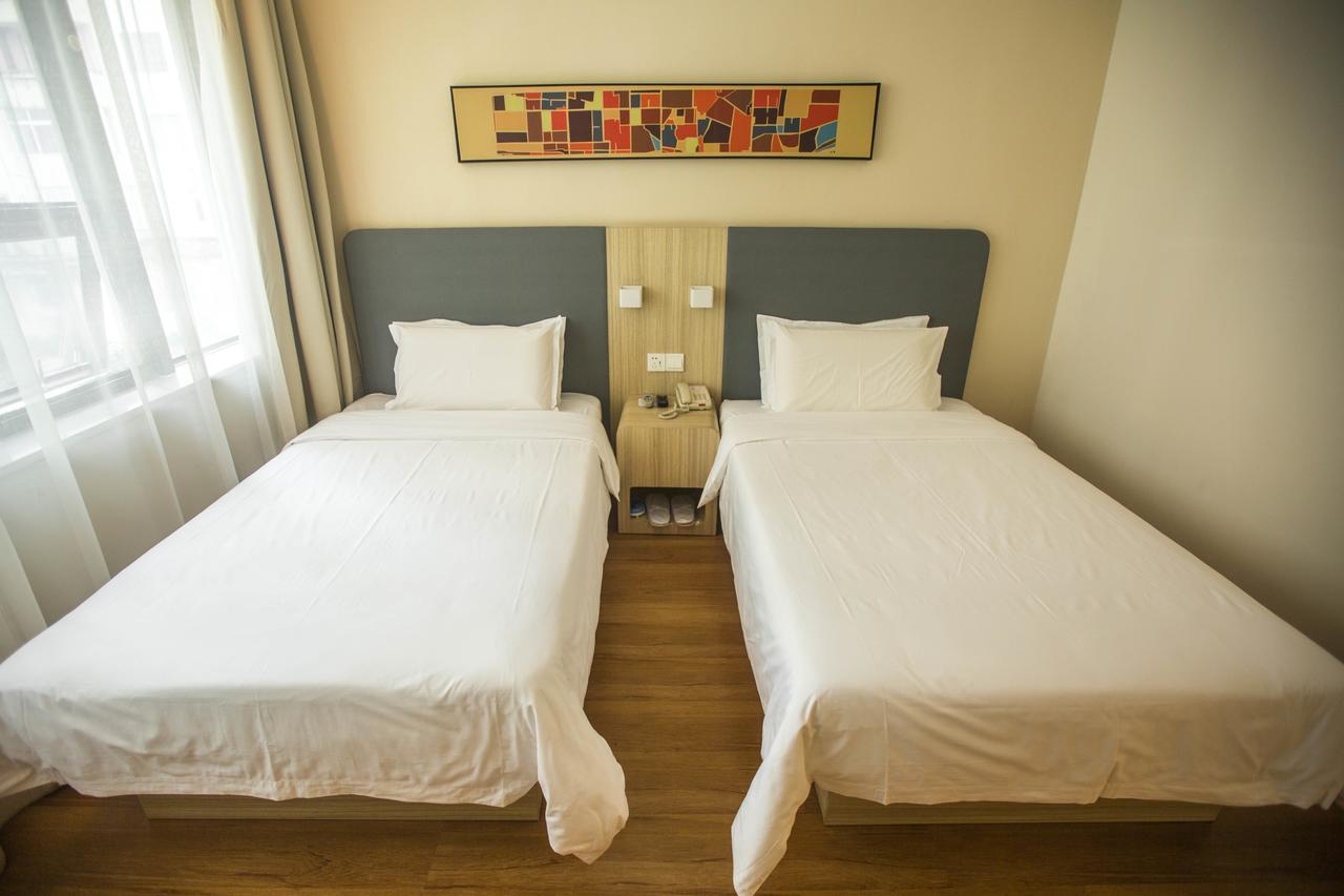 Hanting Premium Hotel Shanghai Plaza 66 Екстер'єр фото
