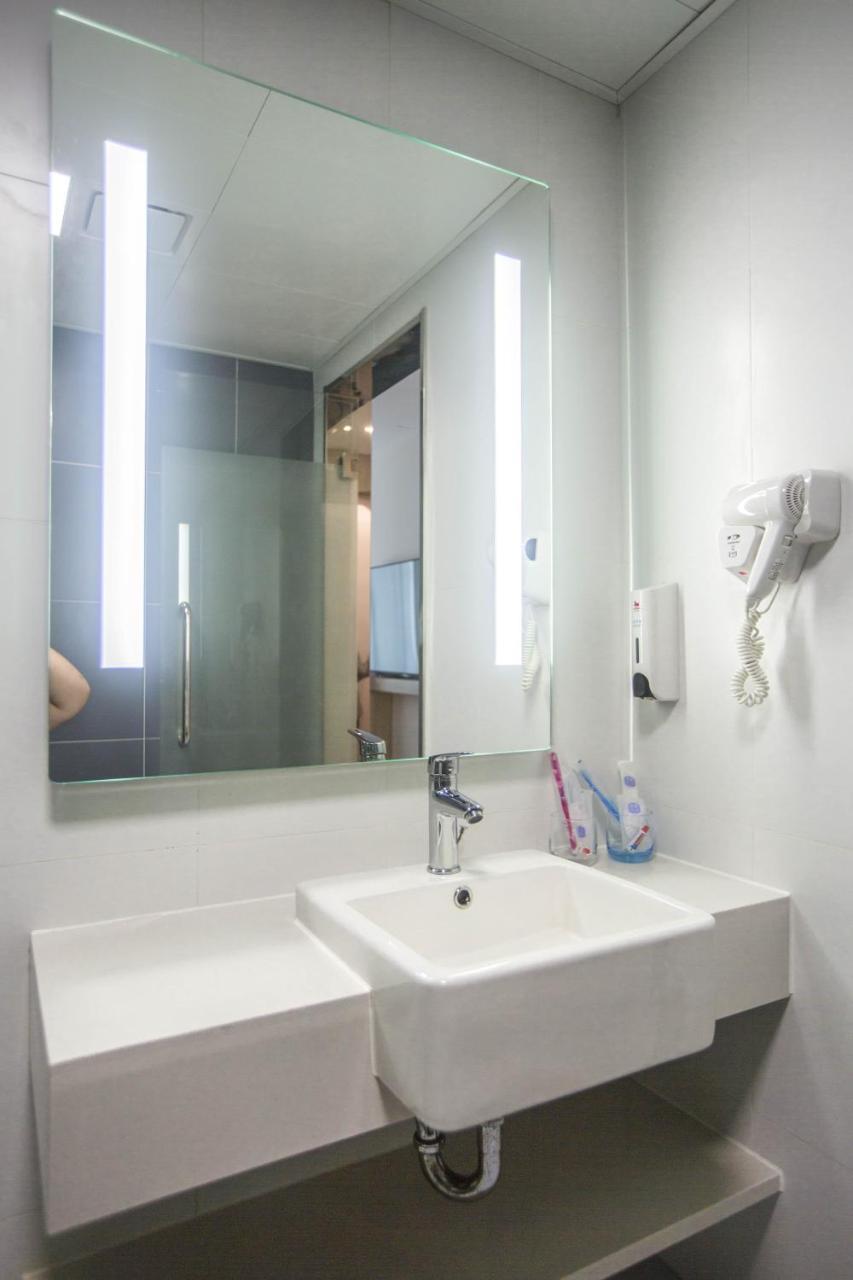 Hanting Premium Hotel Shanghai Plaza 66 Екстер'єр фото